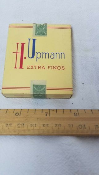 H.  Upmann Extra Finos 16 Cigarros Habana Cuba Opened