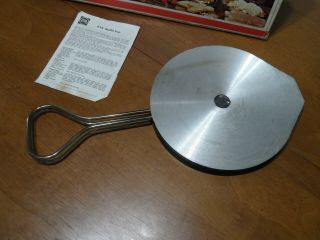 Vintage Waffle Iron Heart Shape Maker Nonstick Norway Primitive Farm 203752 CIB 5