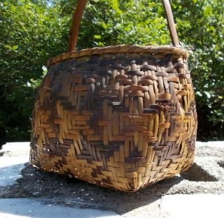Early 20th Century Cherokee River Cane Single Woven Basket With Bentwood Handle 2