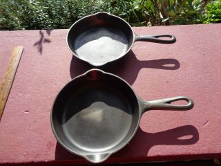 Two DIFFERENT Antique Griswold Cast Iron No 3 Skillets BLOCK Smooth & Smoke Ring 5