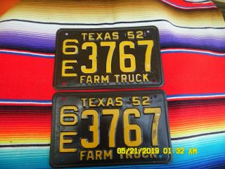 1952 Texas Farm Truck License Plates 6e3767