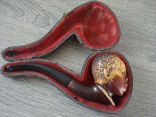 Black Figural Meerschaum Pipe Complete With Case