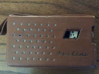 Vintage Airline 1130 Transistor radio with Leather Case 6