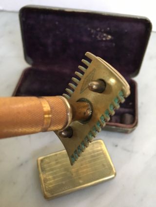 Vintage Gillette Safety Razor,  gold tone with fat round handle,  complete. 6