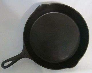 Vintage Wagner No.  9 Skillet 1059c With Heat/smoke Ring