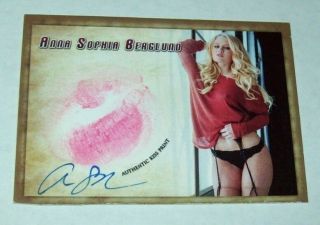 2016 Collectors Expo Playboy Model Anna Berglund Autographed Kiss Print Card