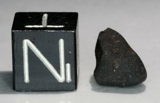Aguas Zarcas Costa Rica CM2 classified carbonaceous chondrite meteorite 0.  64g 3