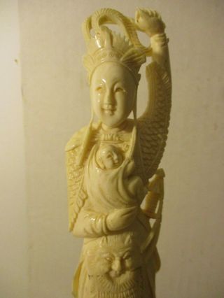 CHINESE HAND CARVED IVORY COLORED RESIN STATUE OF WOMAN FANTASTIC DETAIL 2