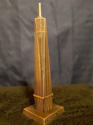 brass metal 1World Trade Center Tower North Americas tallest souvenir building 3