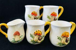Vintage 1976 Merry Mushroom Mugs Coffee Cup Set of 4 Stranger Things w/ Creamer 2