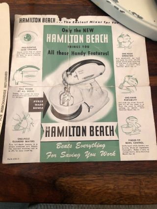 Vintage Mixer Hamilton Beach Model “D” Antique White w/ Bowls,  Beaters,  Juicer 2