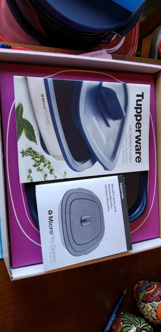 Tupperware Micropro Grill Microwave Dual Position Cover Nonstick Surface