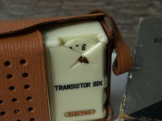 Vintage 1960 ' s Electro Transistor Radio AK - 670 & Box Parts or Restore 3