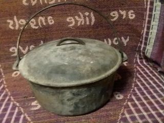 Vintage Number 8 Cast Iron Dutch Oven With Lid And Handle