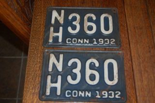 Antique Vintage Matching Pair 1932 Car License Plate Plates Tags Conn.  Ct Nh 360
