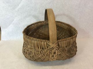 Antique Split Oak Buttocks Egg Basket,  Northeast First Nations,