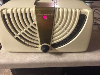 Zenith Consoltone Radio Type 260 Am Only Great Tuned In Several Stations
