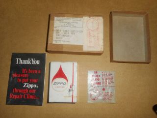 Vintage 1972 Zippo Lighter W/original Box & Factory Flint