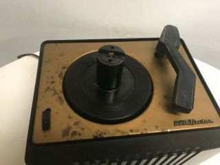 Vintage RCA Victor 45 - EY - 2 45 RPM Record Player POWERS ON Parts Restoration 2