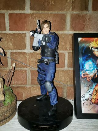 Resident Evil 2 Biohazard Re:2 Leon S.  Kennedy Statue Figure Collector 