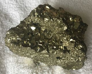 Gorgeous Pyrite Crystal Cluster Mineral Specimen Fools Gold 1,  129.  45 Grams 2.  5lb 3