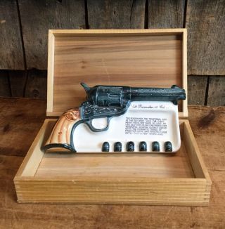 Vintage COLT Peacemaker 45 Cab Ceramic Western Gun Ashtray With Wooden Box 2