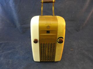Westinghouse Model H - 126 Classic Bakelite Radio/ 1945 (for Restoration)