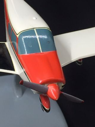 TOPPING Piper Cherokee 235 Model 6