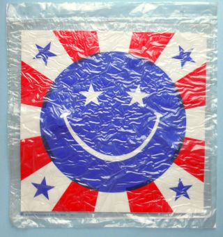 Vintage 1971 1970s Smiley Face American Flag Design Inflatable Pillow Mip