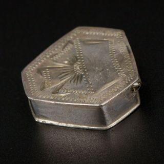 VTG Sterling Silver - Etched Engraved Filigree Solid Pillbox Container - 18g 2