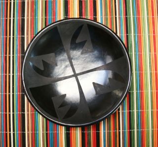 Rare San Ildefonso Pueblo Pottery Black - On - Black Plate By Susana Aguilar 6 1/8