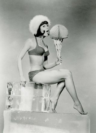 Sultry Bathing Beauty Yvonne Craig Cools Down w/ Ice Cream Vintage Photograph 2