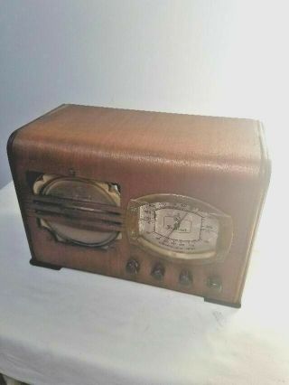 Vintage Old Wood Antique Tube Radio Sentinel