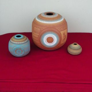 Navajo Native American Indian Ernest Watchman Hand Etched Pottery 3 Vases Dena J