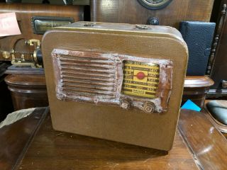 Hard To Find Antique Philco 42 - Pt87 Table Top Tube Radio Portable Battery Ac