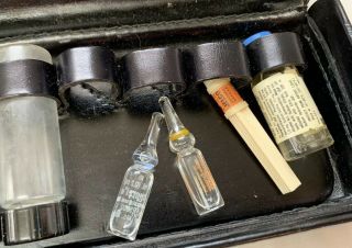 Vintage Doctor Medicine Pill Case Upjohn Vials House Call 1960s Medical Dr Nurse 7