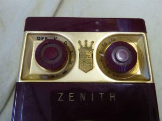 Vintage Red/Burgundy ZENITH ROYAL 500 Tubeless Transistor Radio - Owl Eye Knobs 2