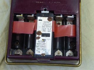 Vintage Red/Burgundy ZENITH ROYAL 500 Tubeless Transistor Radio - Owl Eye Knobs 4