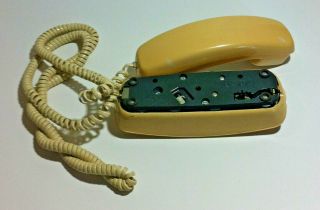 Western Electric yellow trim line telephone 4