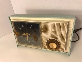 Blue Westinghouse Clock Radio Model H - 755l5