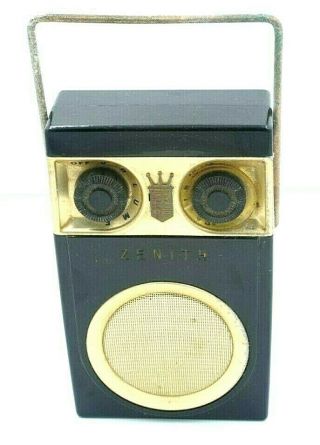 Zenith Royal 500 Transistor Radio: Vintage 1950 