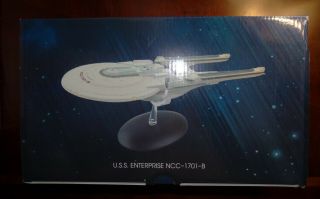 Star Trek Eaglemoss U.  S.  S.  Enterprise Ncc - 1701 - B Xl Starship Model