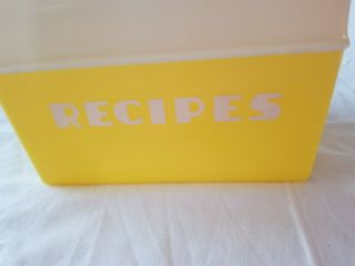 Vintage Lustro Ware Yellow and White Plastic Recipe Box 2