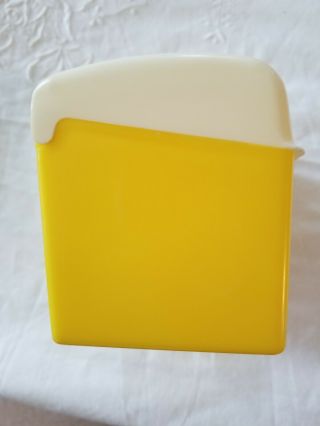 Vintage Lustro Ware Yellow and White Plastic Recipe Box 4
