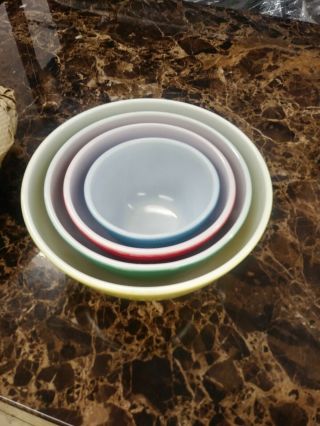 Vintage Pyrex Mixing/nesting Bowls Set Of 4