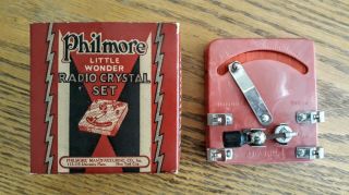 Vintage " Philmore " Crystal Radio W/ Box In Rare Rose Color.  Look.  Nr