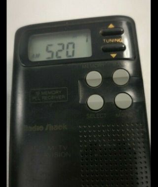 Radio Shack 12 - 174 Am/tv/fm Portable Radio