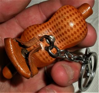 VINTAGE c.  1960S - 70S LEATHER TOOLED MOTORCYCLE KEYCHAIN GREAT PIECE vafo 5