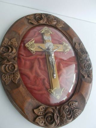 Religious antique catholic Crucifix Cross Under Glass Domed Frame Red Velvet 5