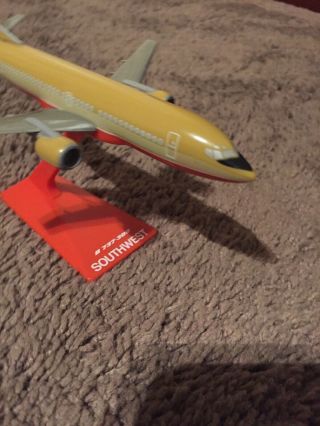 Southwest Airlines Boeing 737 300 - Desktop Model